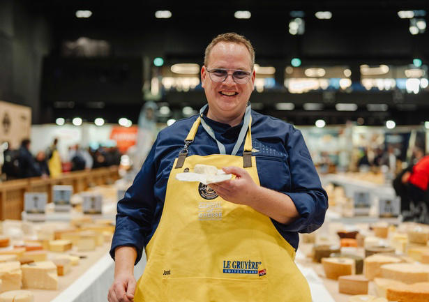 世界最大級のチーズコンテスト「World Cheese Awards」とは？, 「World Cheese Awards 2025」の日本の結果は？, コンテストに出品したチーズを使ったメニューが「GOOD CHEESE GOOD PIZZA 日比谷」で期間限定で提供中！, チーズ時間で日常を「プチ贅沢」に