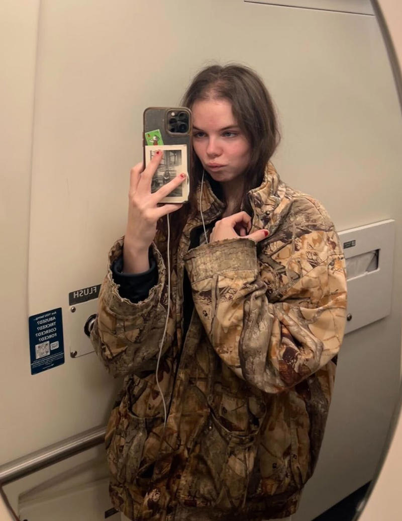 1. There are no security lines or airport hassles, 2. I don't have to worry about size restrictions or checking too many bags, 3. There aren't assigned seats, and I usually have a row to myself, 4. It's a beautiful train ride