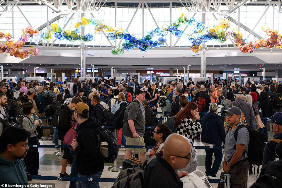 Weather-related Delays Reported in Atlanta and Chicago, FAA Warns of Possible Ground Stops, More Airports at Risk of Ground Stops, Proactive Alerts, Forecasters Flag Busy Storm Day Ahead