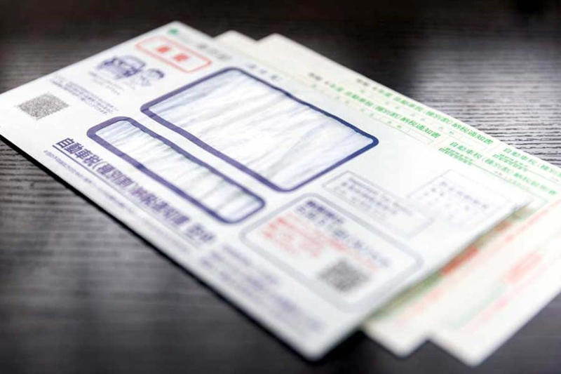 環境性能割の課税停止, 税制度の歪みと「負担感」の実像, 需要層再編と政策支援, 多様化する市場縮小要因