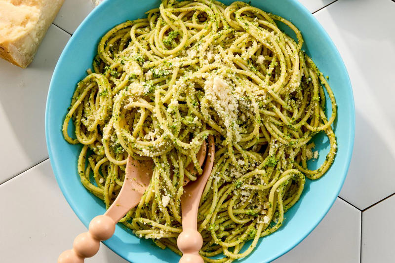 Quick Chicken Pho, Cheesy Baked Tacos, 15-Minute Dumplings with Peanut-Chili Sauce, Chicken Scampi with Angel Hair Pasta, Cauliflower Rice Bowl with Garlic Shrimp, Loaf Pan Lasagna, Smoked Salmon Pasta, Veggie Tacos, Pasta with Tuna and Capers in White Wine Sauce, Stracciatella alla Romana, Chicken Carbonara, Chinese Tomato Egg Stir Fry, Broccoli Cheddar Creamy Beans, Broccoli Pesto Pasta, Dumpling Bake, Classic Patty Melt, Midnight Pasta, Shrimp Risotto, Angel Hair Pasta with Clams, Cherry Tomatoes, and Basil, Easy Pork Bánh Mì, Creamy Cavatappi