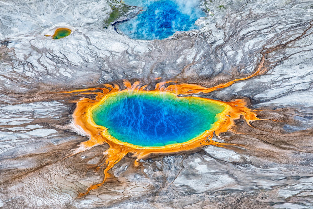 Extremophiles Leave Signatures Behind The Search Starts Underground, Grand Prismatic Hides Invisible Life, Rainbow Colors Are Living Things, Three Types of Extremophiles Thrive, Why Chemolithotrophs Matter Most, Tom Brock's 1966 Discovery, One Enzyme Won a Nobel, Your COVID Test Started Here, Extremophiles Leave Signatures Behind, Mars Shows Ancient Hot Springs, Perseverance Found Something in 2025, Yellowstone May Prove We're Not Alone