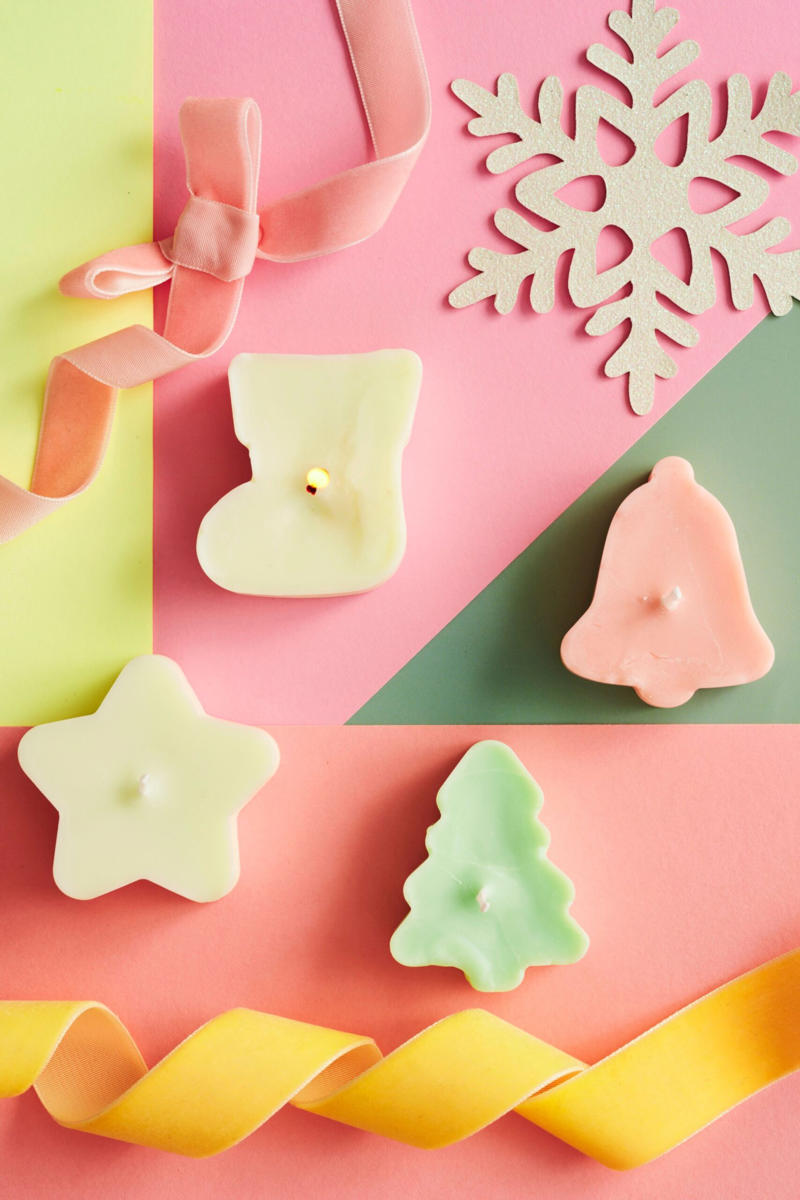 Butter biscuits, Pressed metal decorations, Mini clay candle holder, Pistachio biscuits with white chocolate ganache, Clay ornaments and gift toppers, Speculoos spiced cookies, Neapolitan ice-cream sandwich, Tea light candles, Festive garland