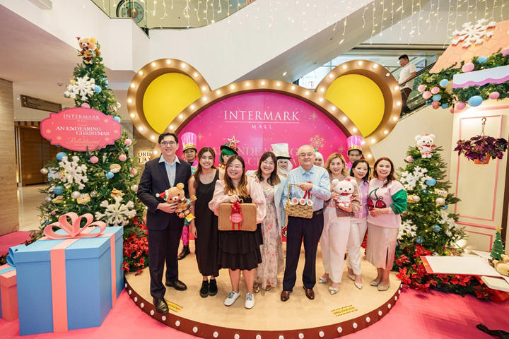 1. Pavilion Kuala Lumpur, 2. Pavilion Bukit Jalil, 3. Bangsar Shopping Centre, 4. Intermark Mall, 5. The Exchange TRX, 6. Mid Valley Megamall, 7. Sunway Malls, 8. Suria KLCC, 9. Shoppes at Four Seasons Place Kuala Lumpur, 10. Hextar World at Empire City, 11. 1 Utama, 12. The Curve