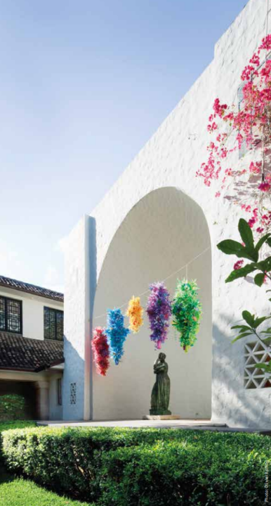 ʻIolani Palace, Honolulu Museum of Art, Royal Hawaiian Hotel, Halekulani, Alexander and Baldwin Building, Liljestrand House, Board of Water Supply Building, IBM Building, East West Center, Hawaiʻi State Capitol, Our picks