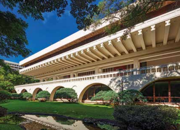 ʻIolani Palace, Honolulu Museum of Art, Royal Hawaiian Hotel, Halekulani, Alexander and Baldwin Building, Liljestrand House, Board of Water Supply Building, IBM Building, East West Center, Hawaiʻi State Capitol, Our picks
