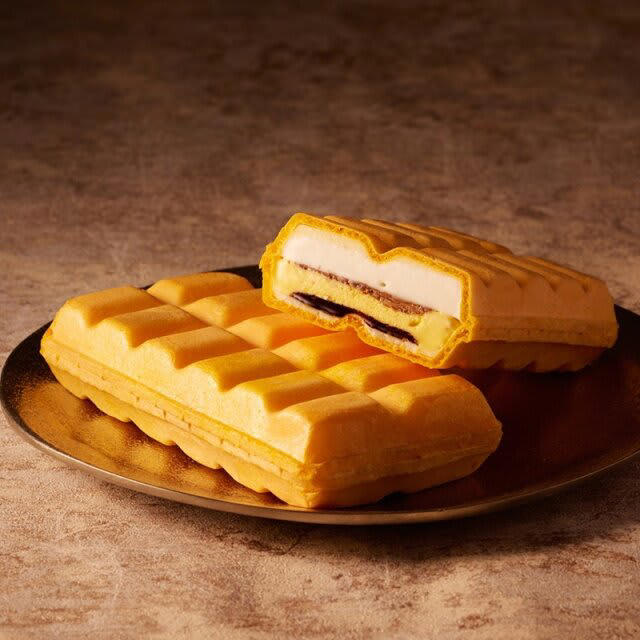 むらさき芋のあんこもちパイ, あまおう苺ブッセ, DESSERTモナカ クレームブリュレタルト, 大人のチョコバッキー 焦がしバターキャラメル, カヌレアイスバー