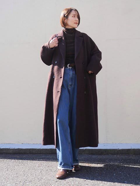 コンパクトなタートルネックでワントーンにメリハリを, 黒のタートルネックで全体をキリリと引き締める, 赤のタートルネックをブラックコーデの差し色に, ブラウンのタートルネックで旬顔に仕上げる, ボーダーのタートルネックでグッとこなれた印象に