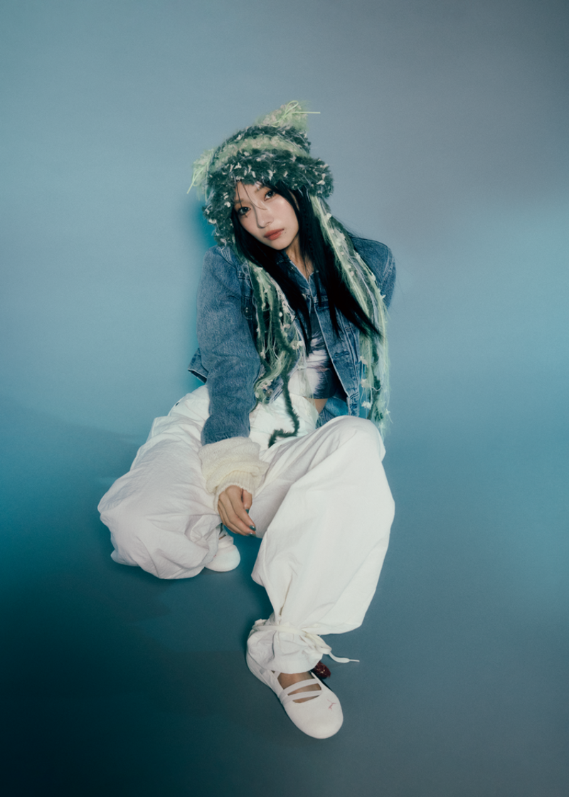「推し＝ロールモデル」にする女子が多いらしい♡, Check! 【Fashion】スタイルをよく見せる甘ストリート, Check! 【Make】デカ目＆目力UPなブラックライン, 使用するカラコンはコレ！, Check! 【Mind】アイドルが憧れるほどのプロ意識