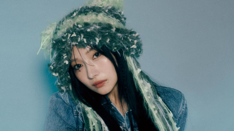 「推し＝ロールモデル」にする女子が多いらしい♡, Check! 【Fashion】スタイルをよく見せる甘ストリート, Check! 【Make】デカ目＆目力UPなブラックライン, 使用するカラコンはコレ！, Check! 【Mind】アイドルが憧れるほどのプロ意識