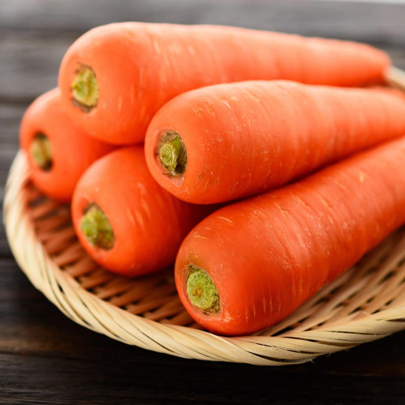 「おいしいけど、面倒」を解決できる, 炊き込みご飯モードで炊く, 丸ごと入れてもちゃんと炊けます, にんじんを丸ごと入れておいしくできる！包丁いらずの炊き込みご飯