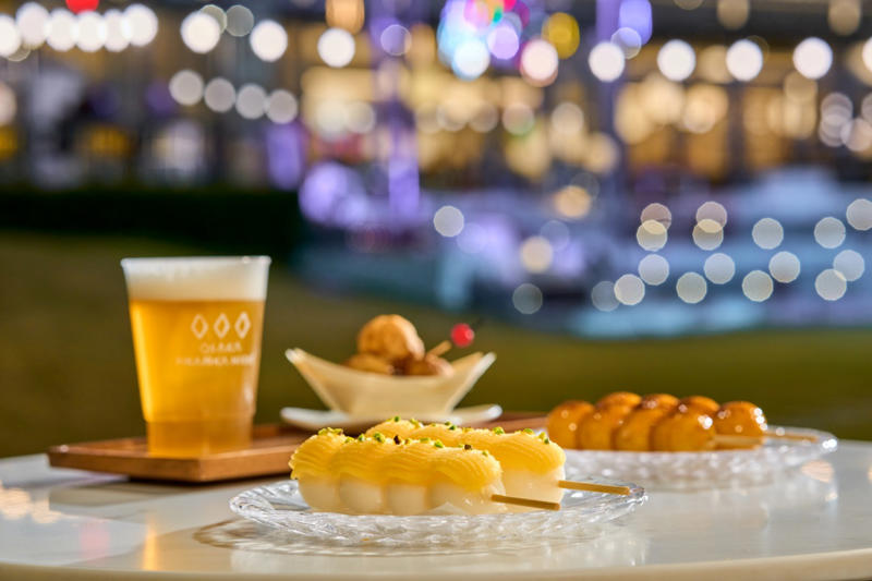ホテル内で“終わらない大阪”の体験を, 大阪グルメを味わえる「PIKAPIKA横丁」, 夢中で遊べるスマートボールや射的も, 「コテコテSHOW TIME」でエンタメを満喫