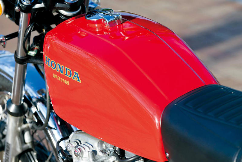 ホンダ「ドリームCB400FOUR」（1974年）の概要, ホンダ「ドリームCB400FOUR」（1974年）の各部装備・ディテール解説, ホンダ「ドリームCB400FOUR」（1974年）の主なスペック・当時価格, 関連のおすすめ記事