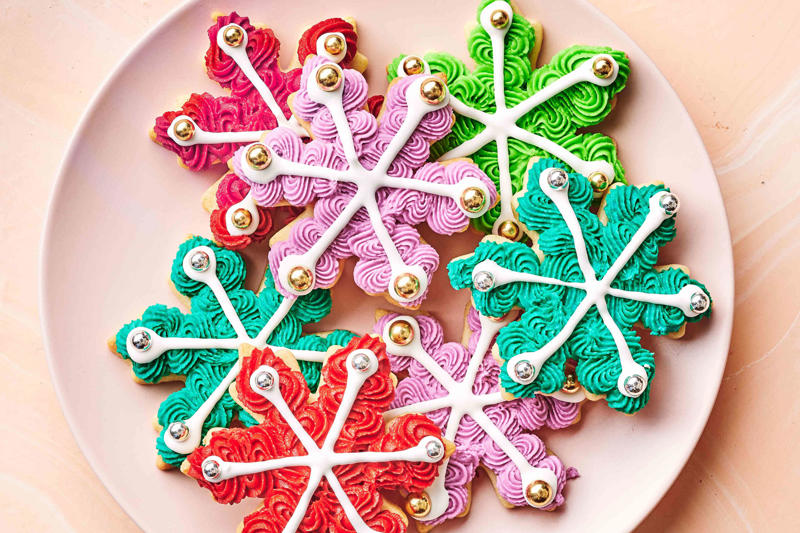 Holiday Door Sugar Cookies, Chocolate Crinkle Cookies, Hot Cocoa Cookies, Thumbprint Cookies, Red Velvet Cookies, Merry Mitten Cookies, Frosted Sugar Cookie Snowflakes, Pecan Snowball Cookies, Cornflake Wreath Christmas Cookies, Smashed Sugar Cookies, Fruitcake Cookies, Gingerbread Cookies