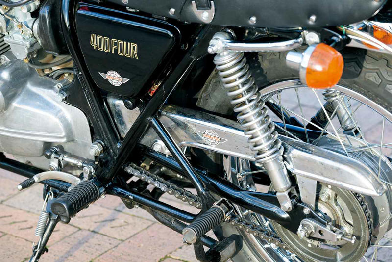 ホンダ「ドリームCB400FOUR」（1974年）の概要, ホンダ「ドリームCB400FOUR」（1974年）の各部装備・ディテール解説, ホンダ「ドリームCB400FOUR」（1974年）の主なスペック・当時価格, 関連のおすすめ記事