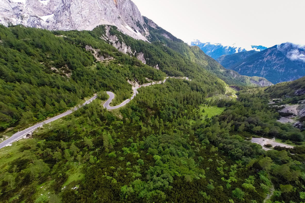 1. Iceland — South Coast Route 1 , 2. Norway — Lysebotn to Sirdal , 3. Ireland — The Ring of Kerry and the Gap of Dunloe, 4. France — Route des Grandes Alpes , 5. Slovenia — Vrsic Pass, 6. Scotland — North Coast 500 (Inverness loop), 7. Italy — Amalfi Coast Drive , 8. Croatia — Adriatic Highway , 9. Austria — Grossglockner High Alpine Road, 10. Romania — Transfagarasan Highway