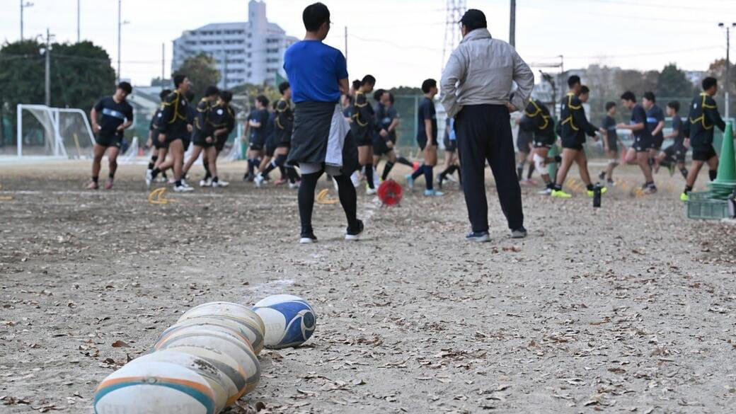 慶応高校に比べて知名度で劣る「シキコー」, 夏場まで封印していた「秘策」, 週に1回、慶応大学に「出稽古」, 自主性に委ね「考える習慣」を身につけさせる, 「慶応マイノリティー」の強い絆