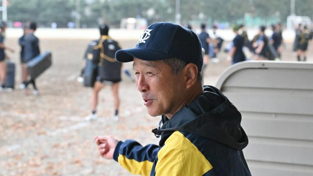 慶応高校に比べて知名度で劣る「シキコー」, 夏場まで封印していた「秘策」, 週に1回、慶応大学に「出稽古」, 自主性に委ね「考える習慣」を身につけさせる, 「慶応マイノリティー」の強い絆