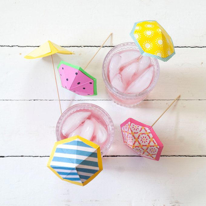 Getting Started, Figure Our Your Food, Add Something Sweet, Let the Beverages Flow, Protect Against the Sun, Take ‘Em to the Tropics, DIY Pool Party Decorations, Set the Table, Fill the Pool With Fun, And the Lawn, Too, Don’t Forget a Favor