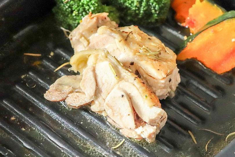 レンジ調理の幅が広がる1台7役！, 焼き魚の油もニオイも気にしなくていい！, 失敗いらずでプロの仕上がり, お手入れも簡単で手放せない！