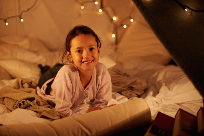 1) Build a blanket fort 1) Build a blanket fort, 2) Play hide and seek, 5) Film a movie, 6) Picnic in the living room, 8) Make jewelry, 12) Write Thank You notes, 15) Sing out out loud, 18) Hold an experiment, 21) Bring hopscotch indoors, 22) Create a Cardboard Castle
