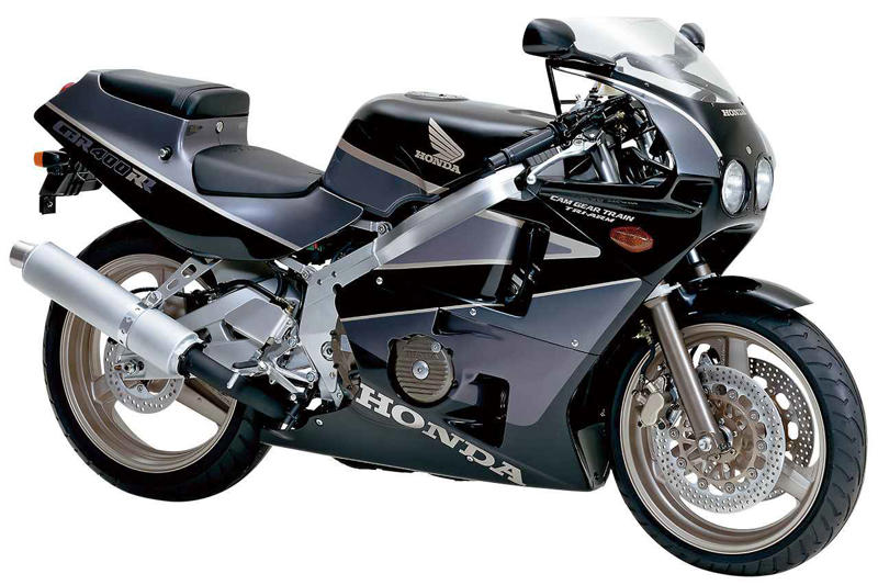 ホンダ「CBR400RR（NC23）」（1988年）の概要, ホンダ「CBR400RR（NC23）」（1988年）の各部装備・ディテール解説, ホンダ「CBR400RR（NC23）」（1988年）の主なスペック・当時価格, 400cc直4レーサーレプリカに至るまでのカウル付きCBR400系の変遷, 関連のおすすめ記事
