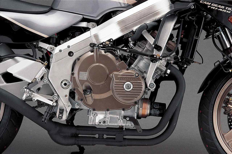 ホンダ「CBR400RR（NC23）」（1988年）の概要, ホンダ「CBR400RR（NC23）」（1988年）の各部装備・ディテール解説, ホンダ「CBR400RR（NC23）」（1988年）の主なスペック・当時価格, 400cc直4レーサーレプリカに至るまでのカウル付きCBR400系の変遷, 関連のおすすめ記事