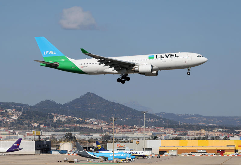 Level Aer Lingus, Air Baltic, Air Busan, Air France, Air New Zealand, Air Seoul, British Airways, Emirates, FlyDubai, Korean Air, Qatar Airways