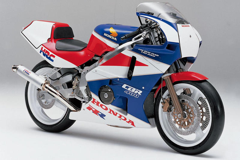 ホンダ「CBR400RR（NC23）」（1988年）の概要, ホンダ「CBR400RR（NC23）」（1988年）の各部装備・ディテール解説, ホンダ「CBR400RR（NC23）」（1988年）の主なスペック・当時価格, 400cc直4レーサーレプリカに至るまでのカウル付きCBR400系の変遷, 関連のおすすめ記事