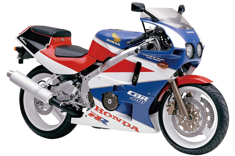 ホンダ「CBR400RR（NC23）」（1988年）の概要, ホンダ「CBR400RR（NC23）」（1988年）の各部装備・ディテール解説, ホンダ「CBR400RR（NC23）」（1988年）の主なスペック・当時価格, 400cc直4レーサーレプリカに至るまでのカウル付きCBR400系の変遷, 関連のおすすめ記事