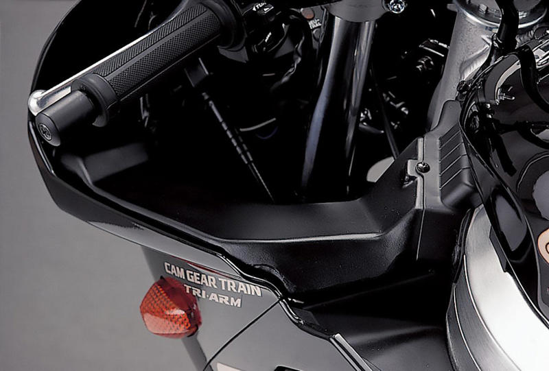 ホンダ「CBR400RR（NC23）」（1988年）の概要, ホンダ「CBR400RR（NC23）」（1988年）の各部装備・ディテール解説, ホンダ「CBR400RR（NC23）」（1988年）の主なスペック・当時価格, 400cc直4レーサーレプリカに至るまでのカウル付きCBR400系の変遷, 関連のおすすめ記事