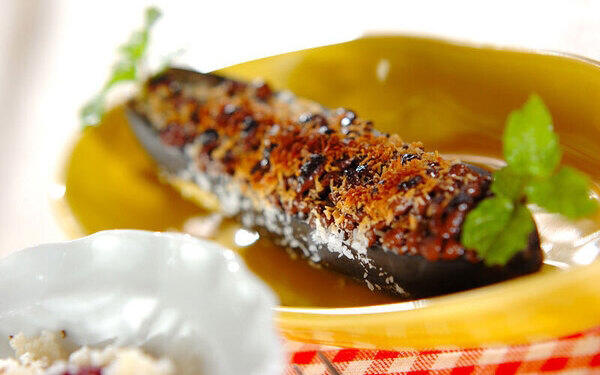 シイタケのマヨ焼き, サーモンのマスタードパン粉焼き, 冷凍で作り置き　焼きカレーコロッケ, 厚揚げの酢みそ添え, ココナッツ焼きバナナ, スイートカボチャ