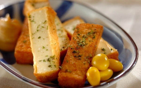 シイタケのマヨ焼き, サーモンのマスタードパン粉焼き, 冷凍で作り置き　焼きカレーコロッケ, 厚揚げの酢みそ添え, ココナッツ焼きバナナ, スイートカボチャ