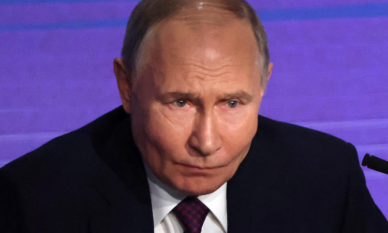 混乱するロシア経済, ウクライナ対外情報庁による報告, ウクライナが探り出したロシアの内情, 短期預金を好むロシア人たち, ロシアの預金金利, 将来的な金融崩壊を警戒, ウクライナ対外情報庁の分析は正しい？, ロシア経済に迫る危機の兆候