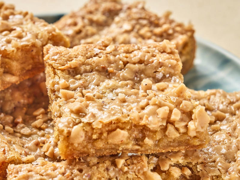 Easy Sugar Cookies, Cranberry Linzer Cookies, Peanut Butter Kiss Cookies, Pignoli Cookies, Maamoul (Lebanese Date Cookies), Mrs. Sigg's Snickerdoodles, Shortbread Cookies, Alfajores (Dulce de Leche Sandwich Cookies), Grandma's Gingersnap Cookies, The Best Rolled Sugar Cookies, Gingerbear Thumbprint Cookies, Grandma Minecci's Snowball Cookies, Ranger Cookie Bars, White Chocolate Cranberry Cookies, Pretzel Millionaire Bars, Biscotti, Orange Cranberry Ricotta Cookies, Buttercrunch Cookie Bars, Eggnog Thumbprints, Christmas Cornflake Wreath Cookies, Ricotta Cheese Cookies, Peppermint Holiday Cookies, Pfeffernüsse (German "Pepper-Nut" Christmas Cookies), Pizzelle, Best Gingerbread Men Cookies
