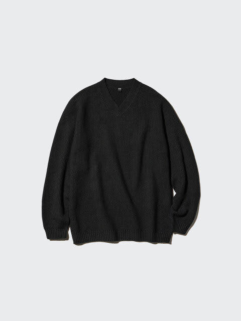 黒ニットが冬コーデの救世主！洒落見えニット5スタイル, 上質カシミヤで作る、品よくリラックスコーデ, カーキ × ブラック 秋ムード漂うミリタリースタイル, ジップニットでつくる大人のストリートMIXコーデ, ゆるっとデニムでつくる、抜け感ブラックコーデ, オールブラックでつくる大人カジュアルなモノトーンコーデ