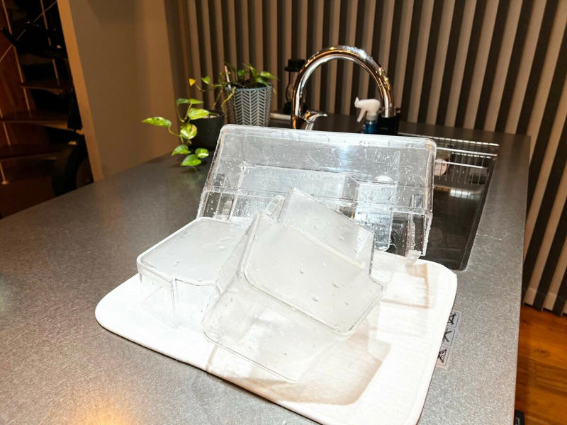 おいしい楽しみを迎える準備なら、ワクワクで取り組める！, 賞味期限ぎれの食品のチェックと庫内の掃除からスタート, 年末年始は“ゲスト品”のスペースをいつもより多めに, 冷蔵庫を整えて、スッキリ見とおしのよい新年を