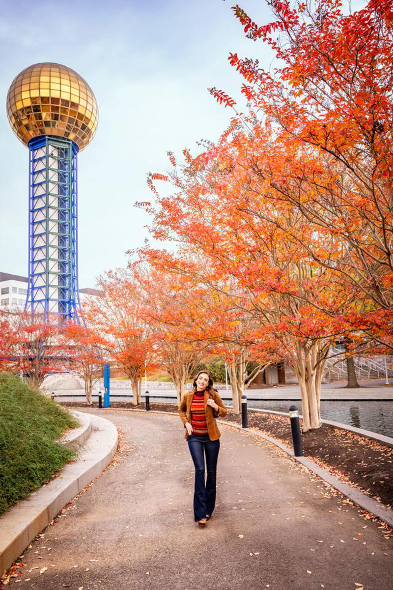 Explore Knoxville’s Art Scene, Stroll Downtown Knoxville , Cheer For The Vols, Enjoy A Drink, Have A Memorable Meal