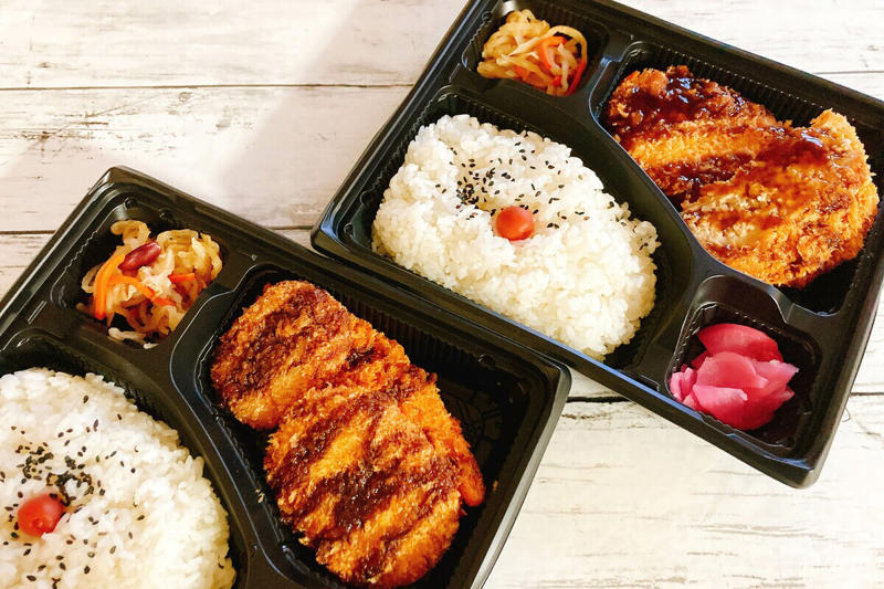 スーパーマルサンの代名詞「段ボール通路」！, 目玉商品は「270円の激安弁当」, 「メガ盛り弁当」にも注目！, 激安の掘り出しものに出合えるのも魅力, 食品がメインなので日用品は少ない