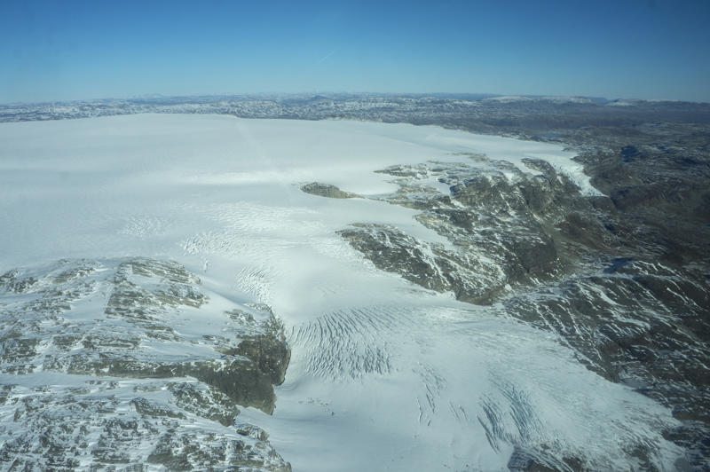 Salar de Uyuni, Bolivia, Villa del Balbianello, Italy, PHANG NGA BAY, THAILAND, REDWOOD STATE PARK, CRESCENT CITY, CALIFORNIA, MALDIVES, GUI LIN, CHINA , MATMATAT AL-QADIMAL, TUNISIA, DEATH VALLEY, DUBROVNIK, CROATIA , TIKAL, GUATEMALA, Hardangerjøkulen glacier, Finse, Norway  , SKELLIG MICHAEL, IRELAND 