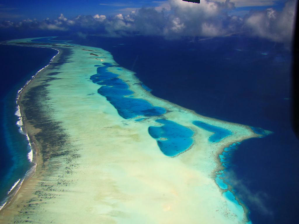 Salar de Uyuni, Bolivia, Villa del Balbianello, Italy, PHANG NGA BAY, THAILAND, REDWOOD STATE PARK, CRESCENT CITY, CALIFORNIA, MALDIVES, GUI LIN, CHINA , MATMATAT AL-QADIMAL, TUNISIA, DEATH VALLEY, DUBROVNIK, CROATIA , TIKAL, GUATEMALA, Hardangerjøkulen glacier, Finse, Norway  , SKELLIG MICHAEL, IRELAND 