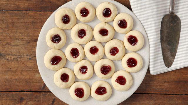 Stained Glass Cookies, Red Velvet Cookies, Thumbprint Cookies, Peanut Butter Kiss Cookies, Cathedral Window Cookies, Fruitcake Cookies, Grandma's Chocolate Drop Cookies, Lemon Thumbprint Cookies, Brown Butter Chocolate Chip Cookies, Easy Peanut Butter Cookies, Easy Sugar Cookies, Easy Spritz Cookies, Gingerbread Cookies, Molasses Crinkles, Red Velvet Cake Mix Cookies, Cornflake Wreath Christmas Cookies, Gingersnap Cookies, Cream Cheese Christmas Cookies, Cherry Winks, Cornflake Cookies
