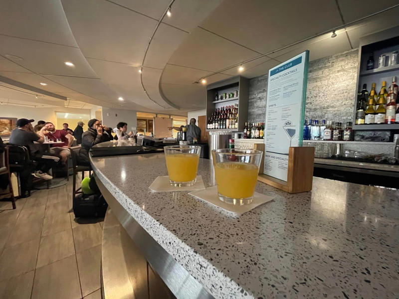 Plop in the first seat I see, Stuff my face like food is going out of style, Be inconsiderate of other lounge guests, Go to another terminal in the airport to use a lounge