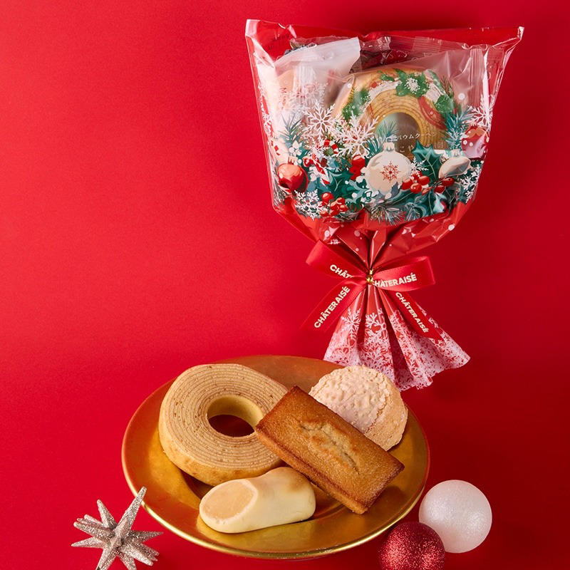 Xmasサンタのプレゼント ショート　345円, Xmasピスタチオのモンブラン　453円, Xmasパーティーボックス　1,382円, Xmasスパイス香るシュトーレン　1,188円, クリスマス創作和菓子詰合せ　864円, Xmas スイーツラッピングブーケ　552円