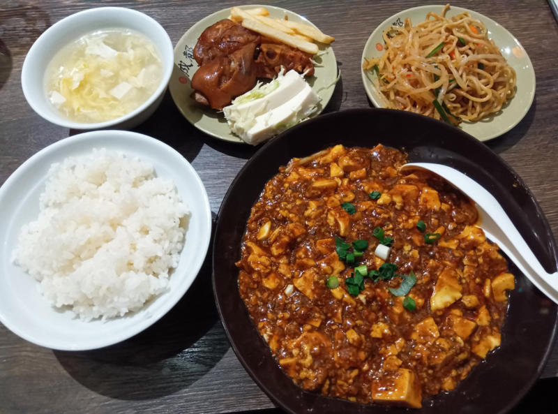 ・ガチ中華のサイドメニュー, ・値引きされすぎ問題, ・謎を解き明かすべく店の奥へと, ・今回紹介した店舗の情報