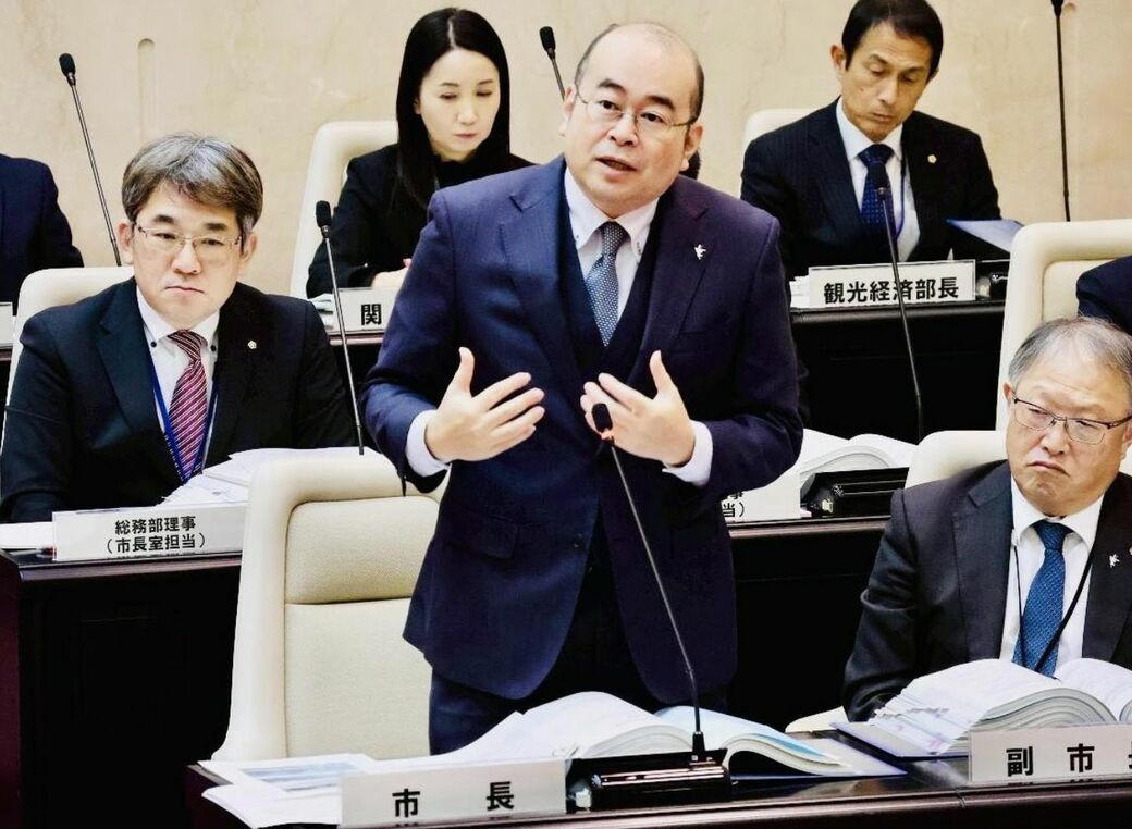 大学・公務員・選挙と合計7浪を経験, 先生の一言に発奮して東大受験に熱が入る, 開成や麻布出身の友達ができた浪人生活, 努力が結果につながったことが自信になった, 就職氷河期になんとか内定も退職→公務員試験も不合格, 50歳のこれからは「大学生活と婚活」