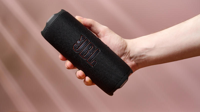 5. LG xboom Stage 301, 4. Edifier ES20, 3. Bang & Olufsen Beosound A1 3rd Gen, 2. Marshall Kilburn III, 1. JBL Flip 7