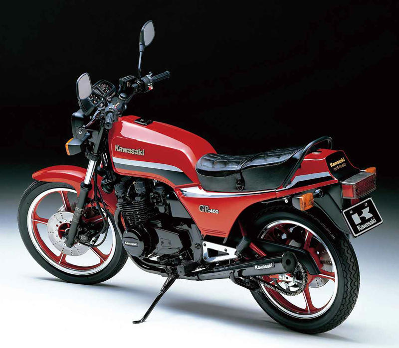 カワサキ「Z400GP」（1982年）の概要, カワサキ「Z400GP」（1982年）の各部装備・ディテール解説, カワサキ「Z400GP」（1982年）のカタログ, カワサキ「Z400GP」（1982年）の主なスペック・当時価格, 関連のおすすめ記事