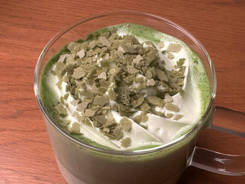 上から下まで抹茶づくし！, 玉露好きな方はラテがおすすめ！, スターバックス初の米糀ビバレッジ, 三角から丸い形に変更になったスコーン