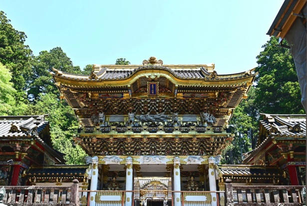 1.【界 出雲】八百万の神々が集う出雲で運を開く「出雲大社お詣り支度プラン」, 2.【界 鬼怒川】世界遺産、日光東照宮で新年の活力を得る「日光東照宮特別祈祷プラン」, 3.【界 霧島】創建約1500年、国宝「霧島神宮」で特別祈願「霧島開運旅2026」, 4.【界 長門】山口県名産のふぐと、開湯伝説ゆかりの寺での厄除け祈願「厄除け開運ふく滞在」, 5.【青森屋】7体のねぶた七福神が出迎え、福を招くイベント「わっつど開運まつり」, 6.【星のや富士】富士山の雄大な自然の中で願う開運「富士山麓の開運ステイ」, 7.【星のや沖縄】生命力あふれる太陽の光の下で、健やかな1年と福運を願う「吉祥若太陽(わかてぃだ)滞在」
